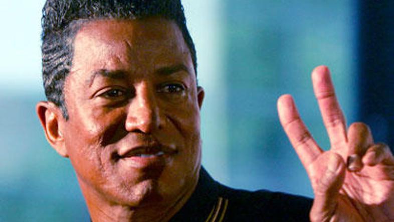 Jermaine Jackson je še pred dvema dnevoma dejal, da ne ve, kje bodo Michaela pok
