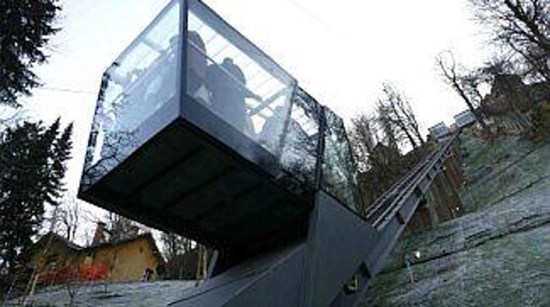 Vožnja z vzpenjačo je odslej dražja.