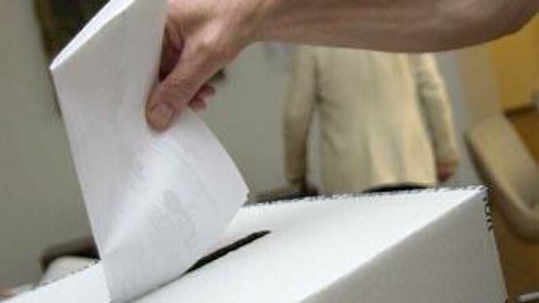 Ustavno sodišče je zaradi nepravilnosti odredilo razveljavitev in ponovitev župa