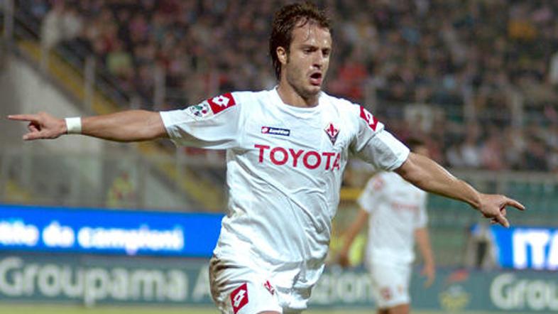 Alberto Gilardino bo moral zaradi zadetka z roko dve tekmi presedeti na klopi.