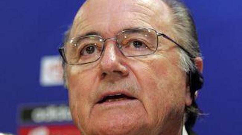 Blatter razmišlja o spremembah.