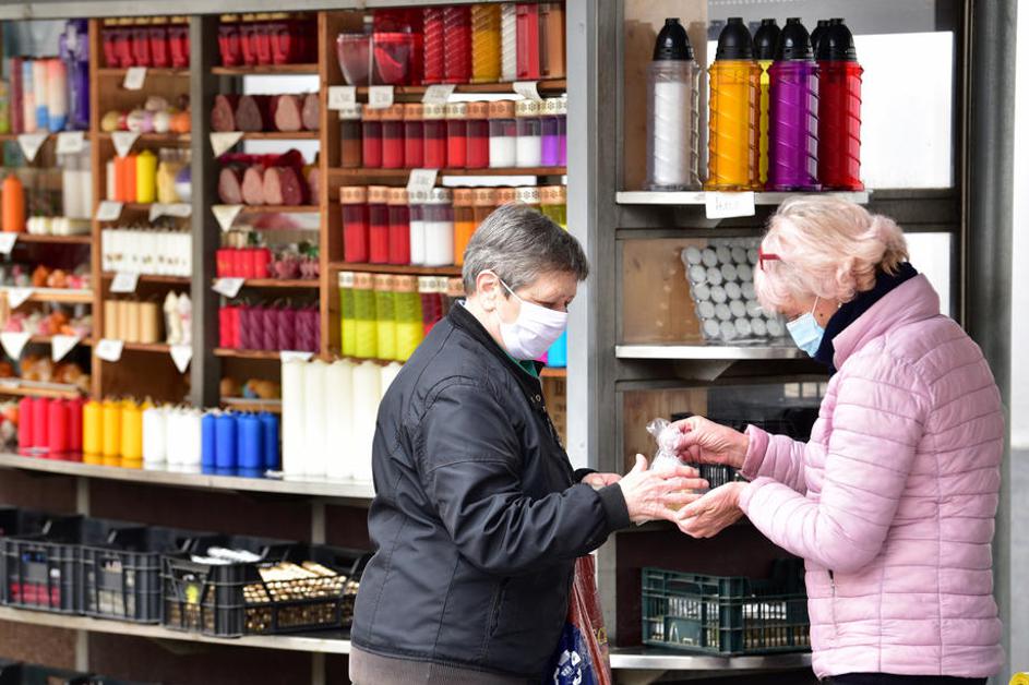 Koronavirus, covid-19, maske, ljudje