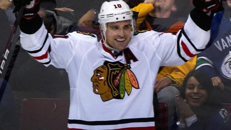 Patrick Sharp Chicago Blackhawks Vancouver Canucks NHL