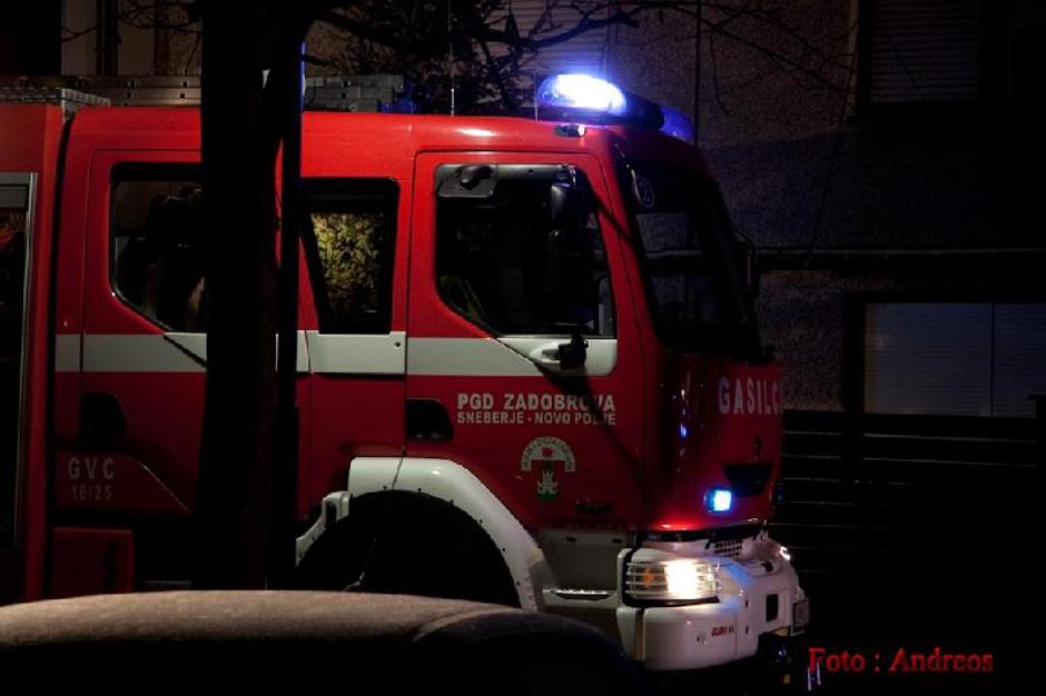 požar, Fužine, stanovanje, gasilec, gasilno vozilo | Avtor: Žurnal24 main