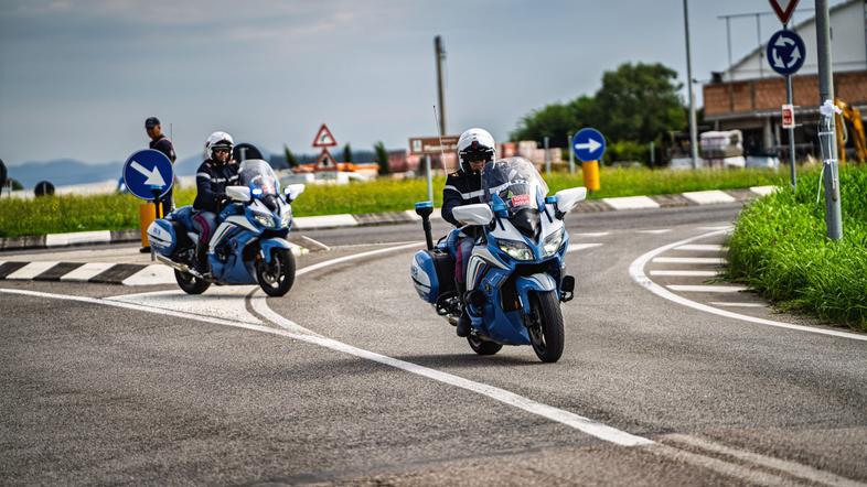 policija italija motor motorist