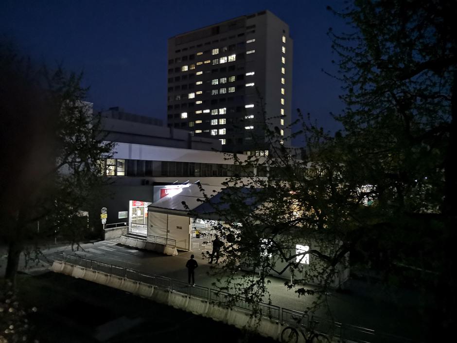 Covid-19, UKC Maribor, nočni | Avtor: UKC Maribor