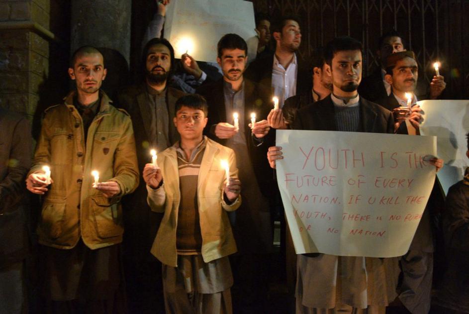 pakistan, pešavar, žalovanje, napad, taliban