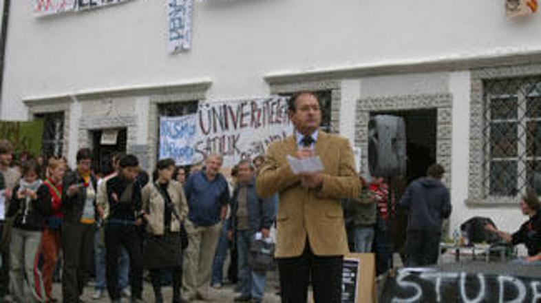 Po besedah Rada Bohinca je v demokratični družbi na voljo le še javno izražanje 