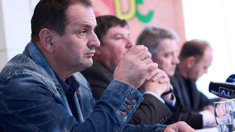 Če bo Sevčnikar v ponedeljek dobil odpoved, bo v torek zasedal stavkovni odbor s