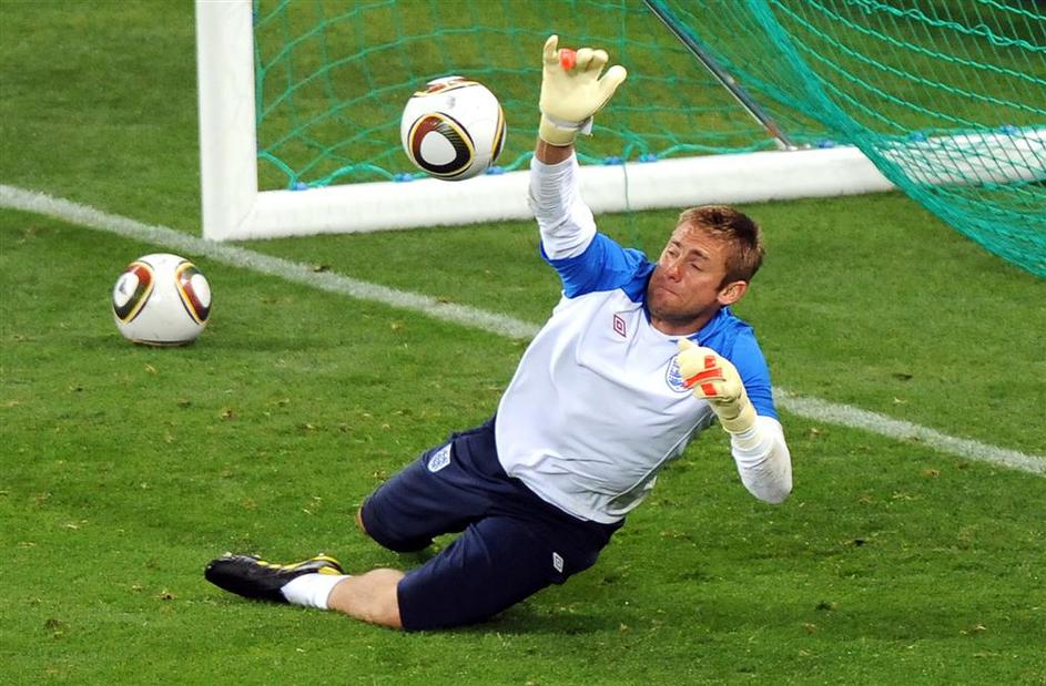 Angleška nogometna zveza je v sporočilu za javnost zapisala, da angleški navijač