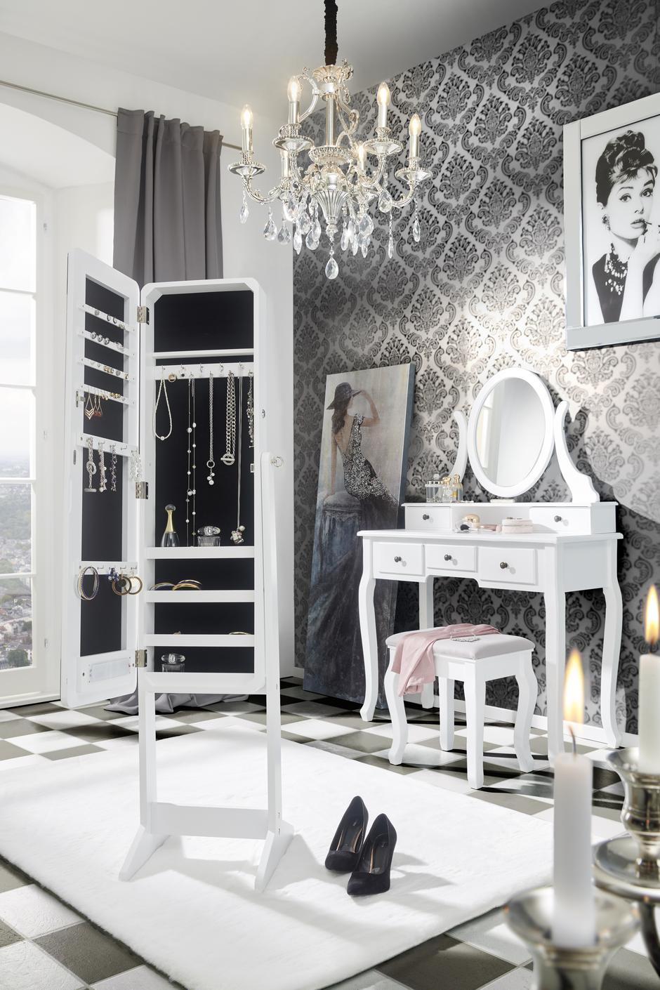 Lesnina XXXL | Avtor: Lesnina XXXL