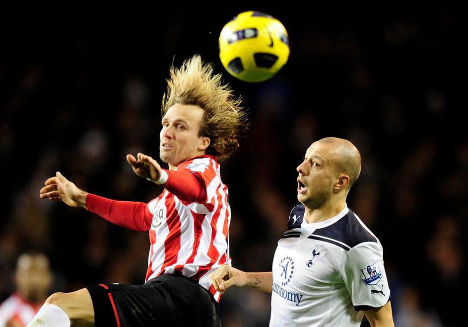 (Tottenham : Sunderland 1:1) Bolo Zenden in Alan Hutton
