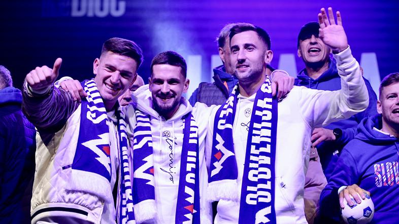 sprejem nogometašev