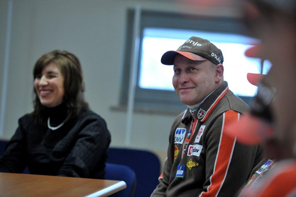 Janus smučarski skoki skakalci novinarska konferenca