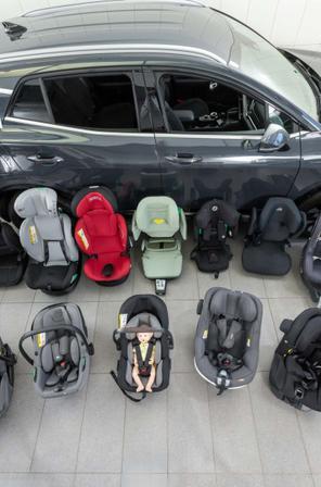 AMZS test otroških sedežev oktober 2025