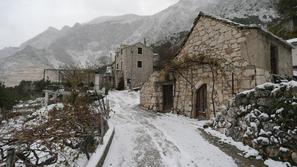 Sneg v Makarski