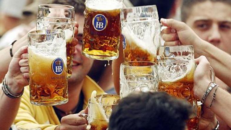 Škot bi morda na Oktoberfestu postavil novi "mačkasti rekord".