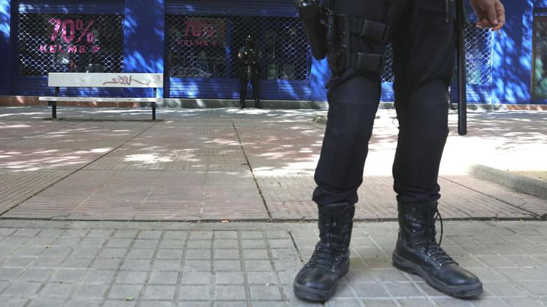 Policija