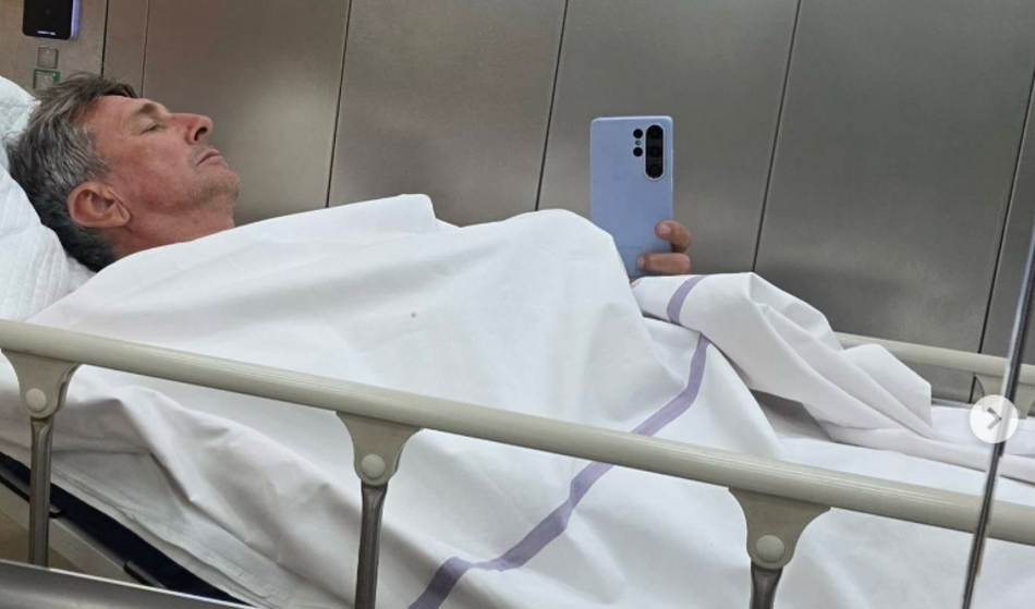 Borut Pahor polomljen v bolnišnici