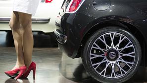 Avtomobilski salon v Parizu