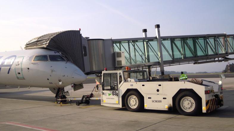 Letališče Jožeta Pučnika