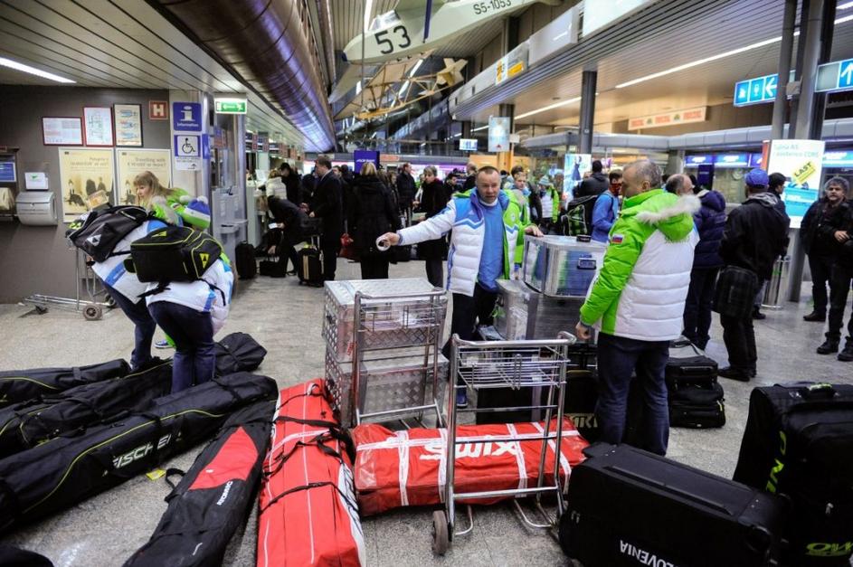 Brnik letališče Jožeta Pučnika reprezentanca odhod