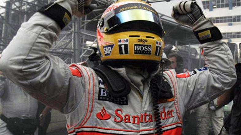 Hamilton je s petim mestom na zadnji dirki postal prvak 2008. V galeriji si ogle