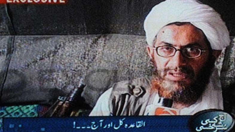 Al Jazid je v posnetku pakistansko ljudstvo pozval, naj izvede državni udar in s