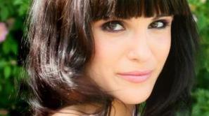 "S sestro dvojčico sva se hecali, da bova za štirideseti rojstni dan druga drugi