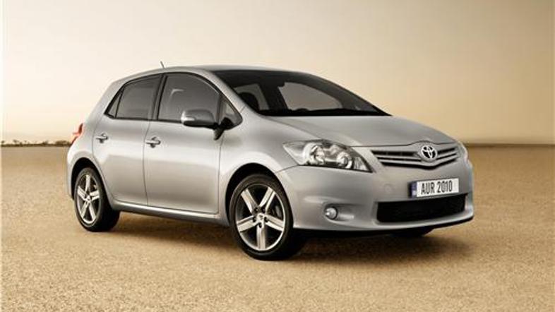 Evropejcem bo novi auris na ogled v Ženevi. (Foto: Toyota)