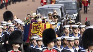 Kraljica pogreb