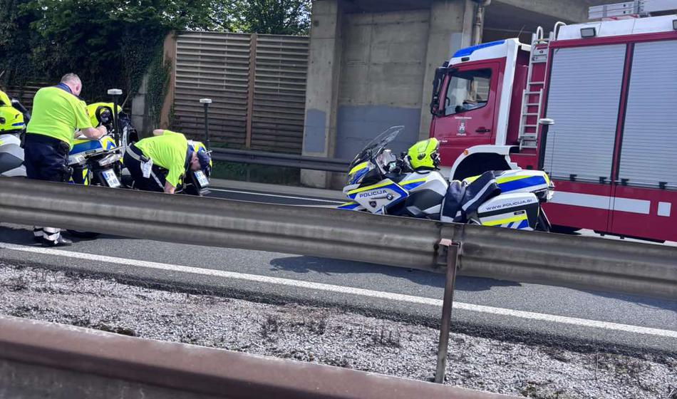 Na avtocesti počilo, udeležena štiri vozila