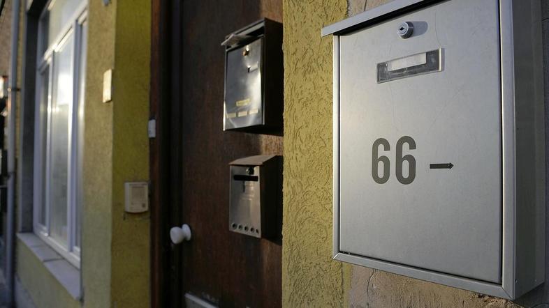 Lokacija enega od stanovanj v Antwerpnu, kjer naj bi pripravljali teroristični n