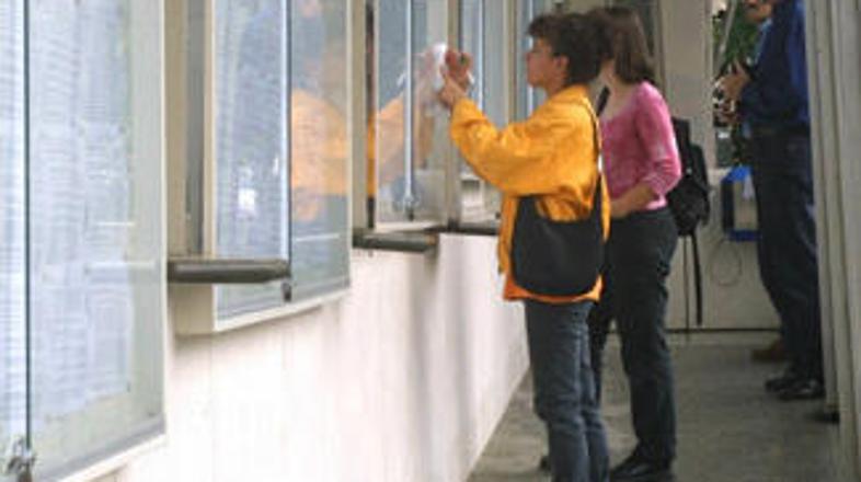 zavod_za_zaposlovanje_bobo1