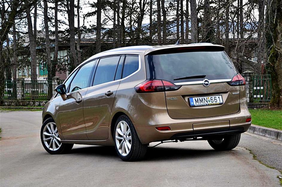 Opel zafira tourer