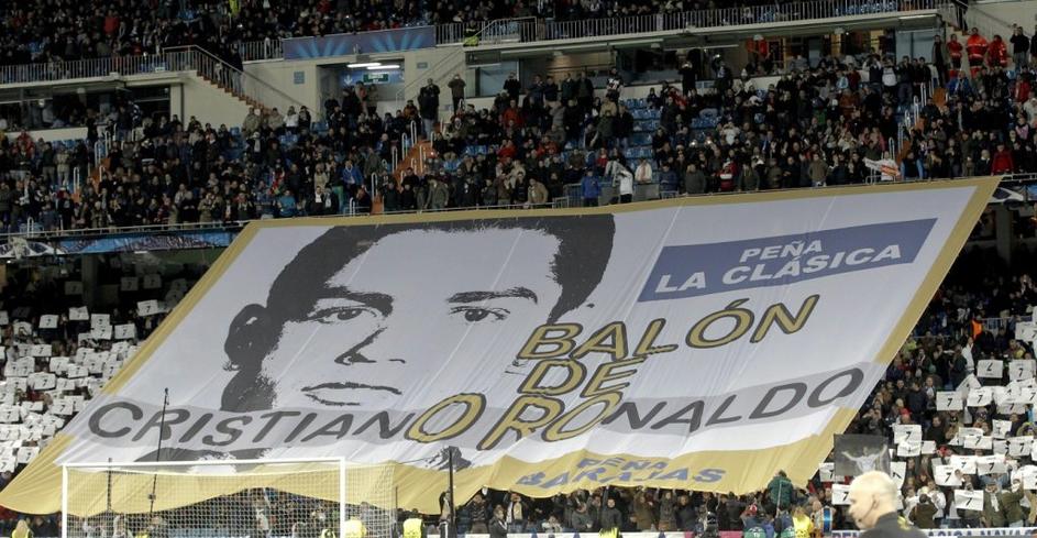 Real Madrid Galatasaray Liga prvakov Ronaldo zlata žoga transparent tribuna