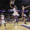 Gerald Wallace je zasenčil Kobeja Bryanta in svojo ekipo približal končnici.