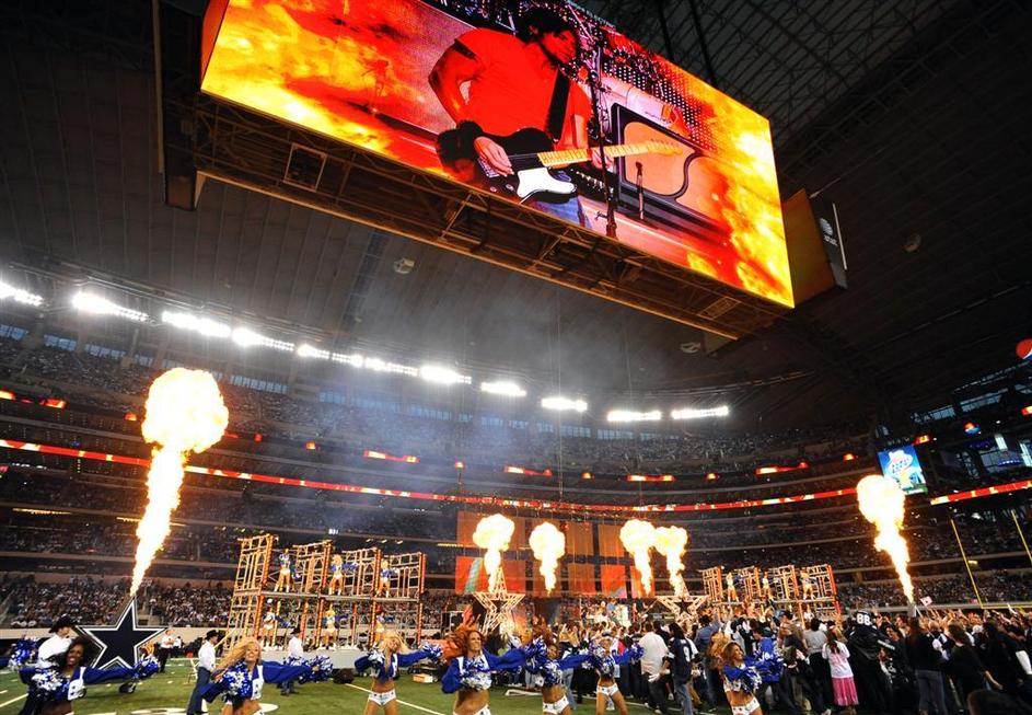 Cowboys Stadium v Arlingtonu bo gostil letošnji Super Bowl. Držimo pesti, da pri