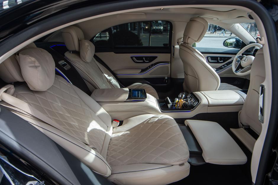 Vip prevozi | Avtor: Anže Petkovšek