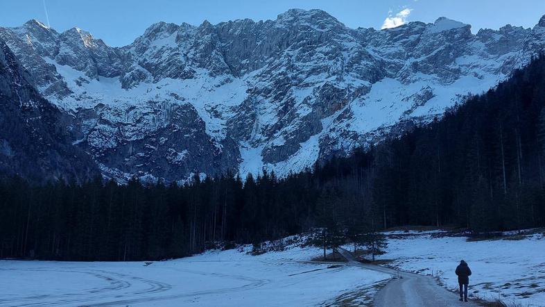 Jezersko, posneto 1. januarja 2023, zima