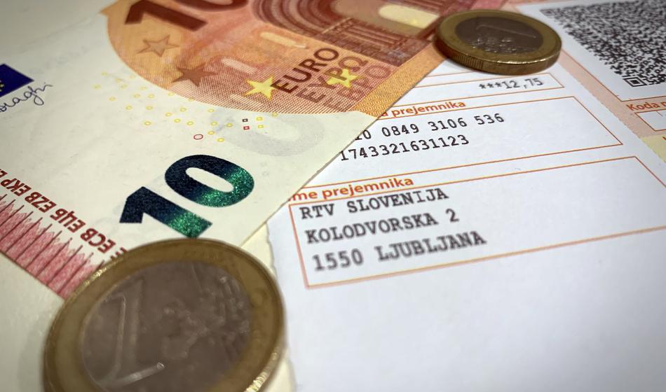 Tik pred obravnavo novele, s katero bi ukinili RTV-prispevek, nov zaplet