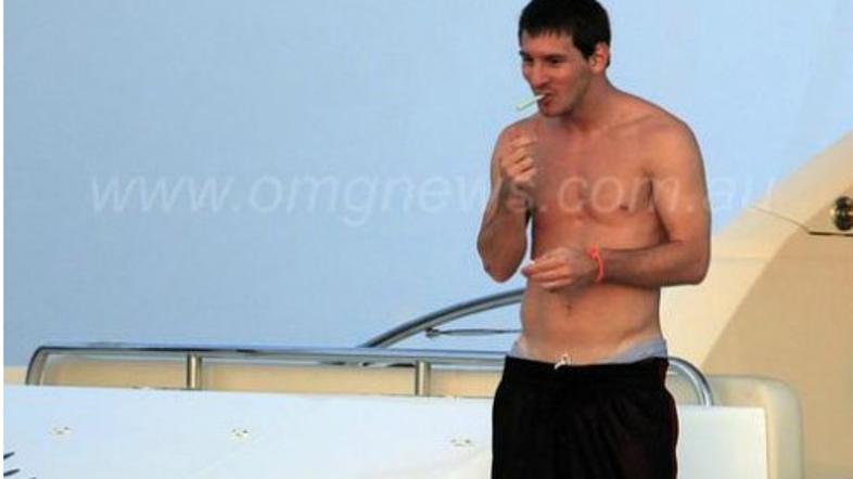 Lionel Messi cigareta