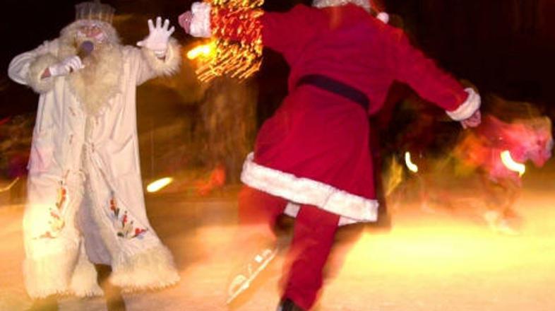 Božiček in Dedek Mraz prihajata v naše kraje. (Foto: BOBO)