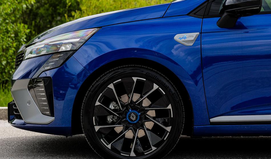 To je 10 najbolj priljubljenih modelov vozil med Slovenci