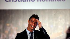 Ronaldo Real Madrid Santiago Bernabeu častna loža