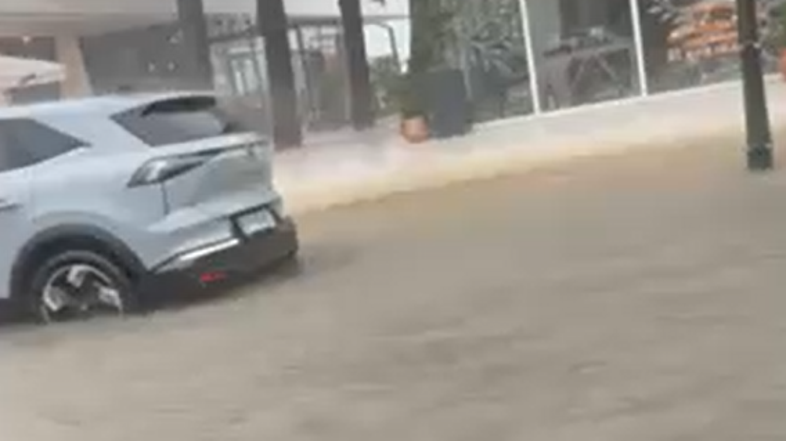 poplavljena cesta Portorož