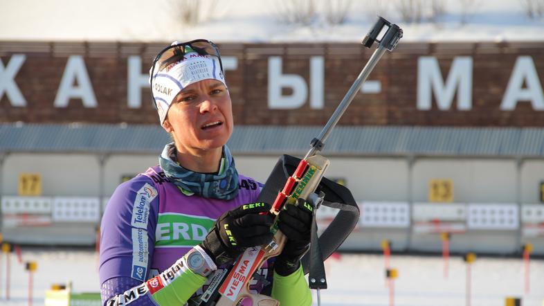 Teja Gregorin je na progo odrinila prva. (Foto: Slovenia Biathlon Team)