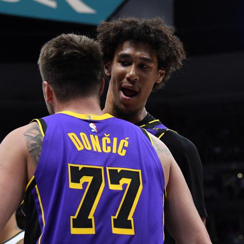 Jaxson Hayes in Luka Dončić