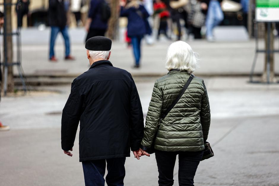 upokojenci | Avtor: Saša Despot