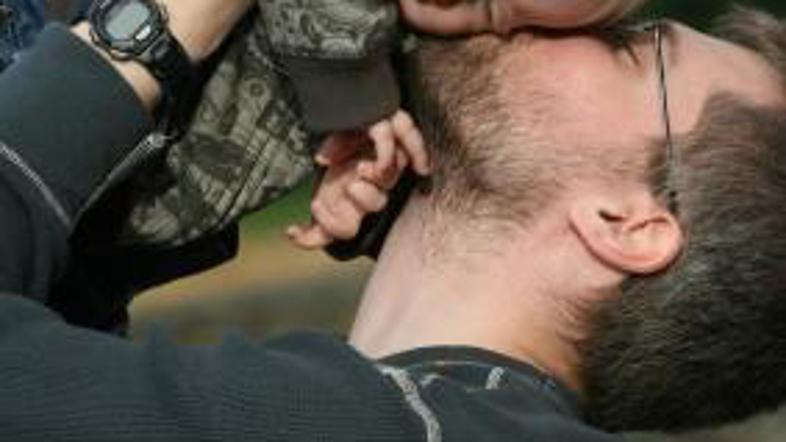 Z otrokom preživite več časa.